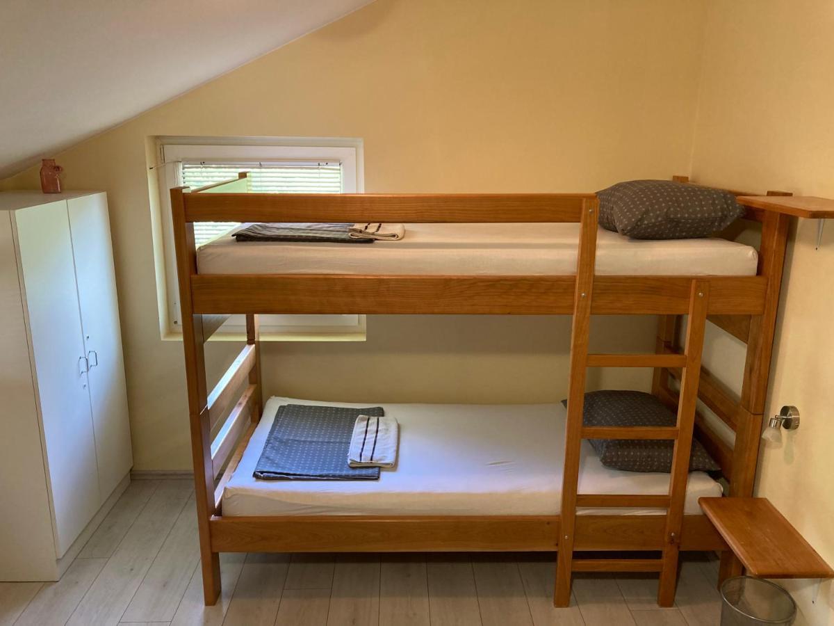 Hostel Jedvaj 크라피나 외부 사진